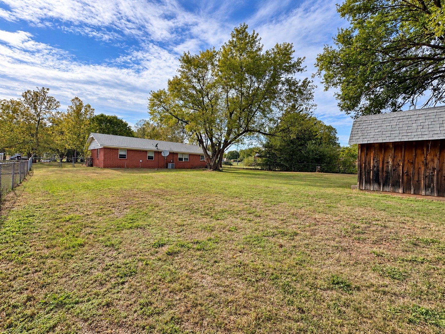 404 E Colonial Drive Konawa OK 74849