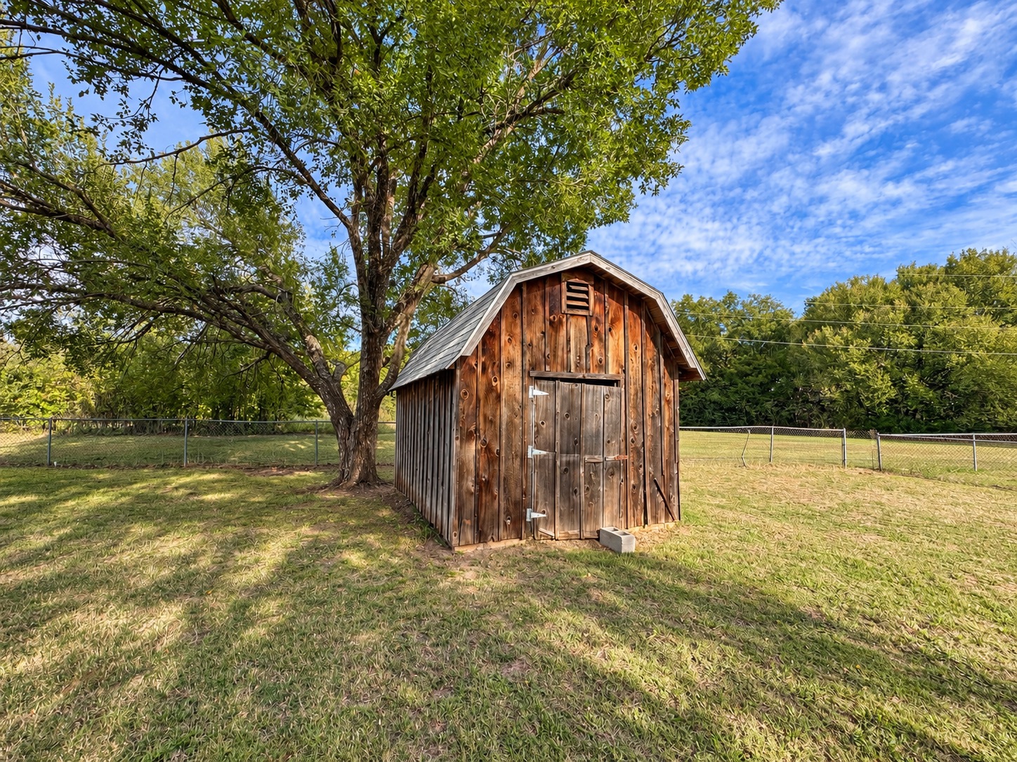 404 E Colonial Drive Konawa OK 74849