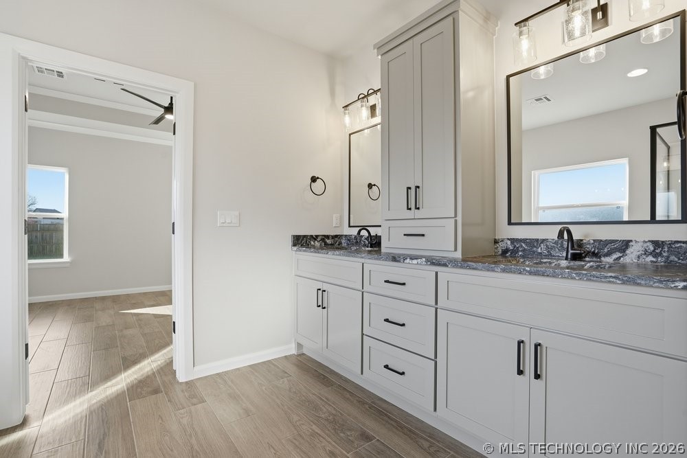 2116 E 45th Circle Sand Springs OK 74063