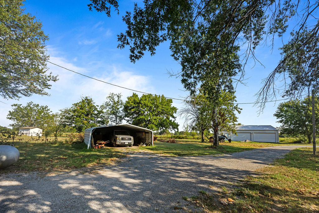 2688 W 627 Chouteau OK 74337