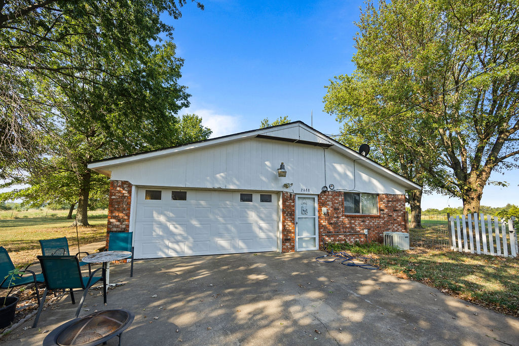2688 W 627 Chouteau OK 74337