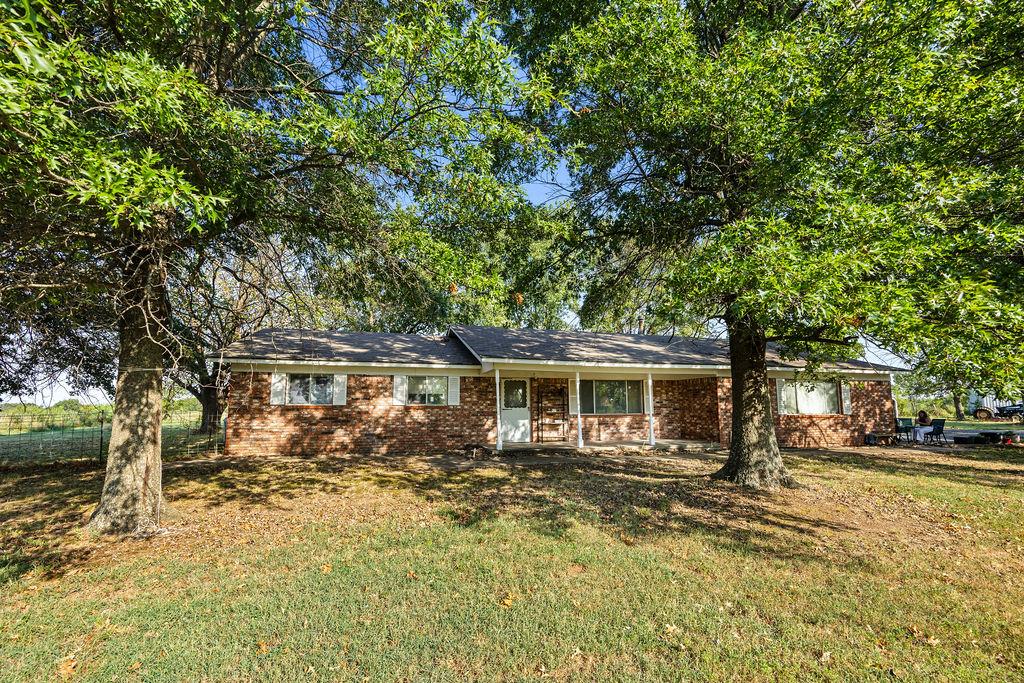 2688 W 627 Chouteau OK 74337