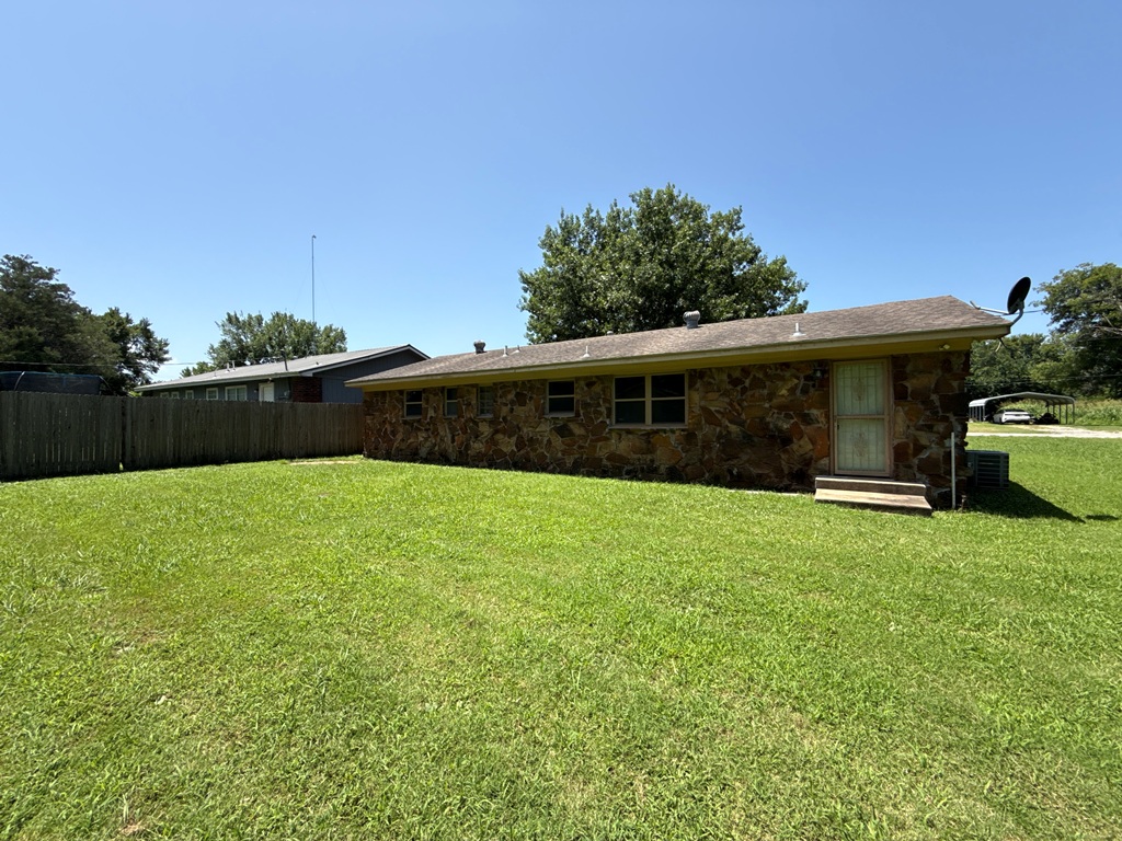 402 S Osage Avenue Beggs OK 74421