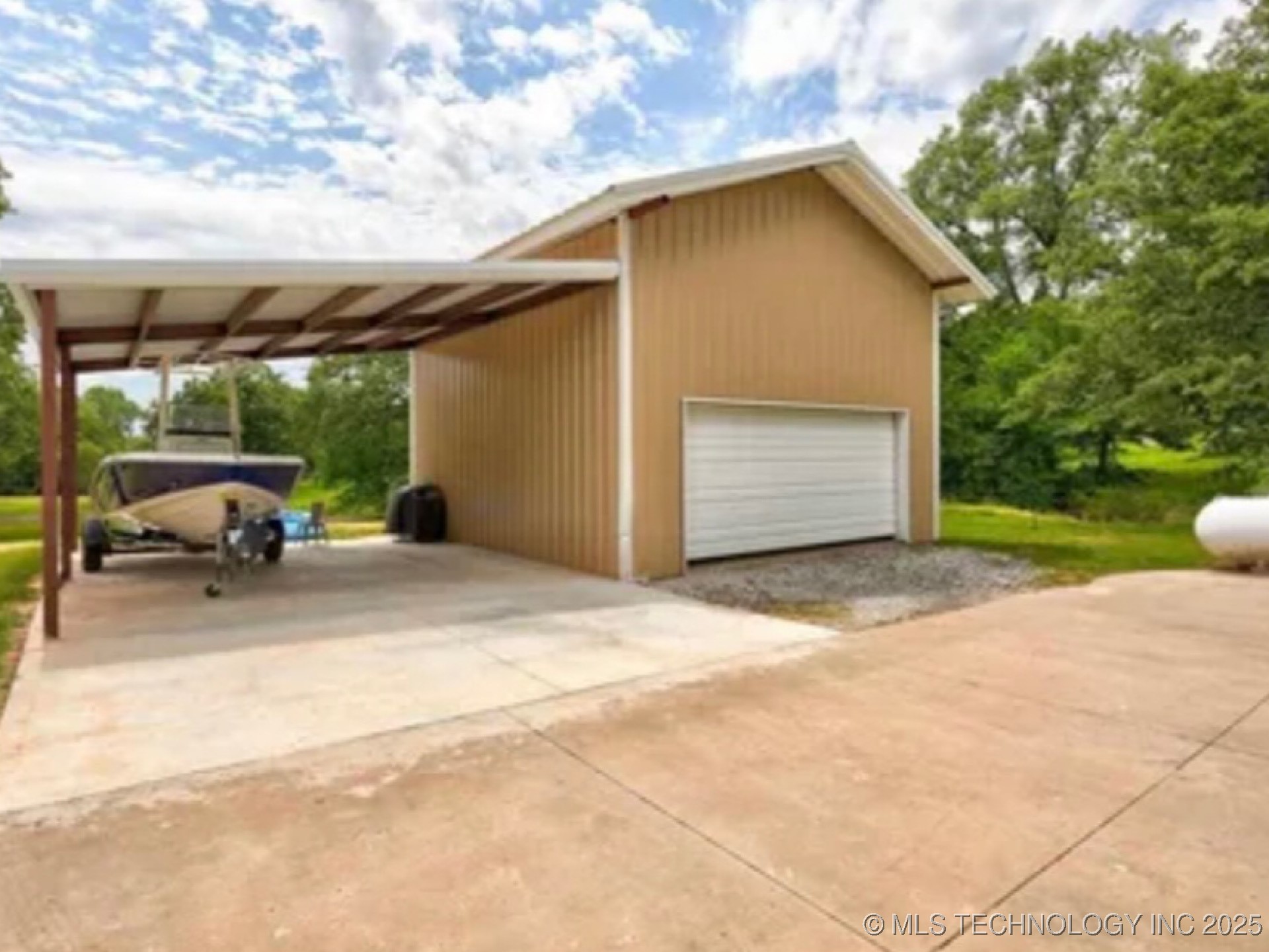 9505 S Rose Road Perkins OK 74059