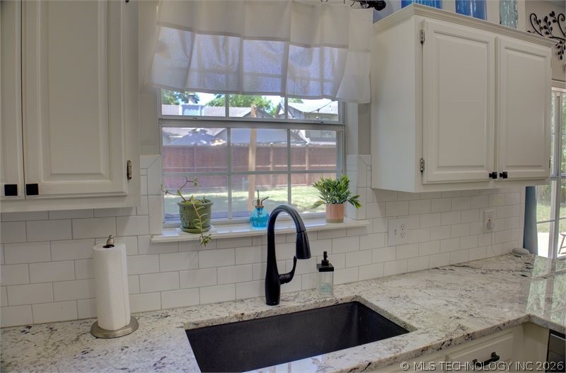 1520 S Kalanchoe Avenue Broken Arrow OK 74012