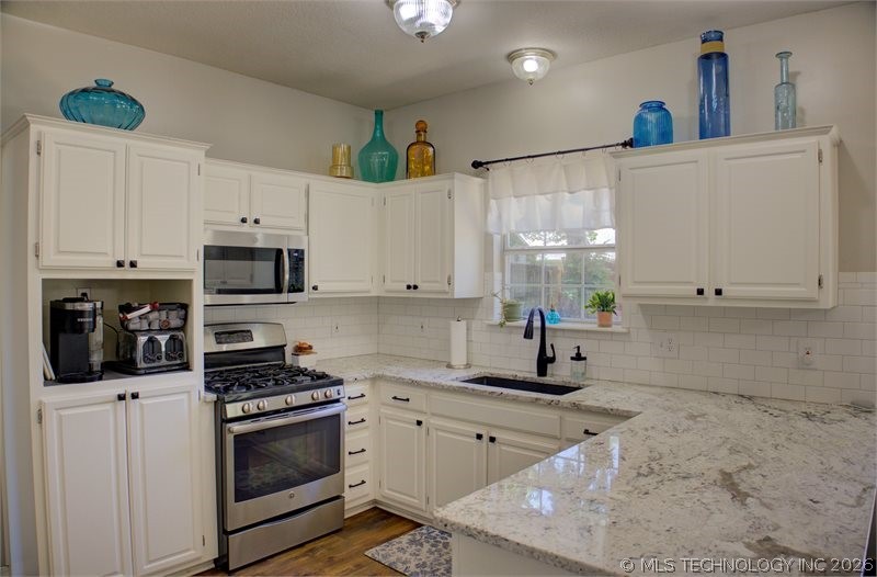 1520 S Kalanchoe Avenue Broken Arrow OK 74012