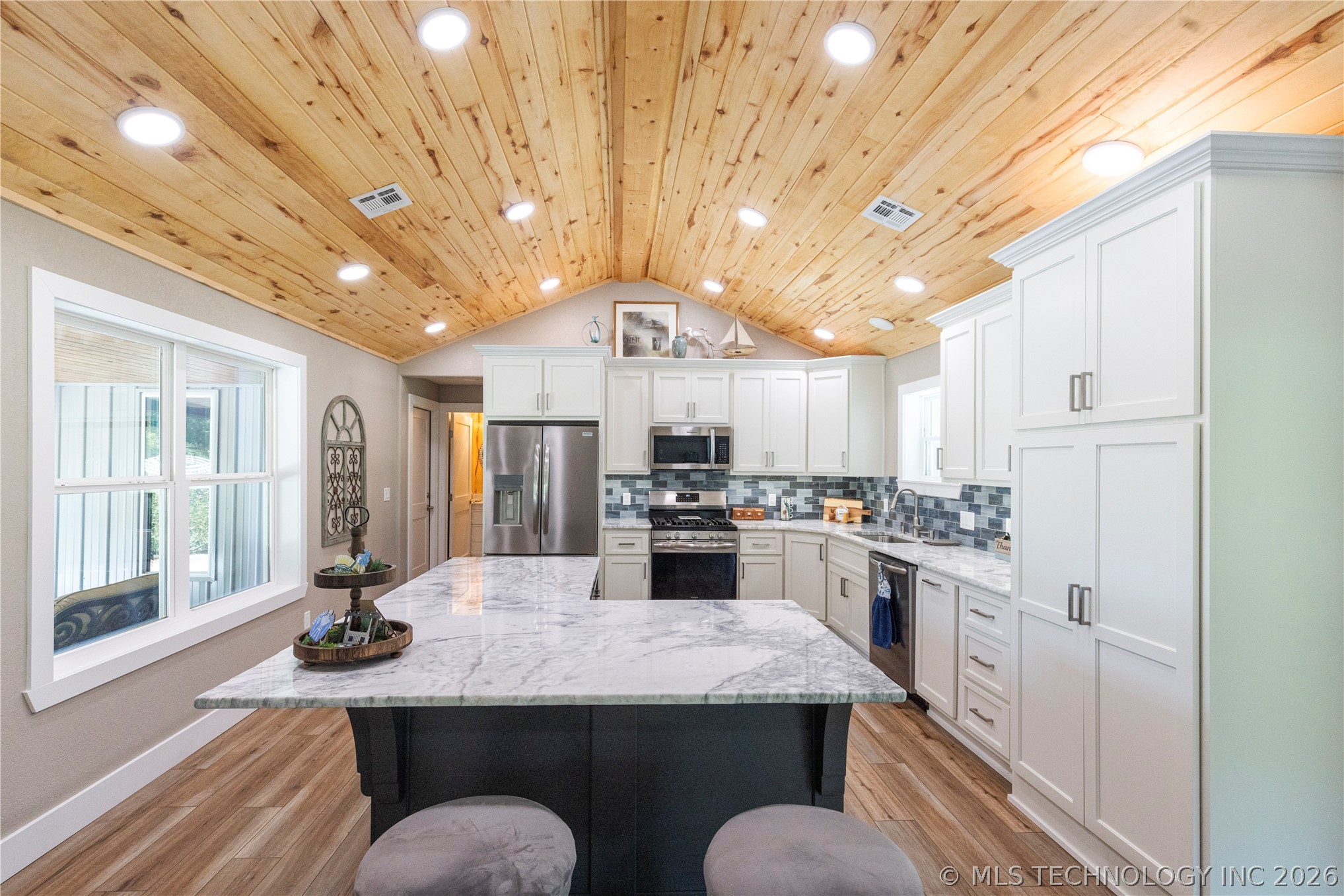 24590 S 600 Road Grove OK 74344