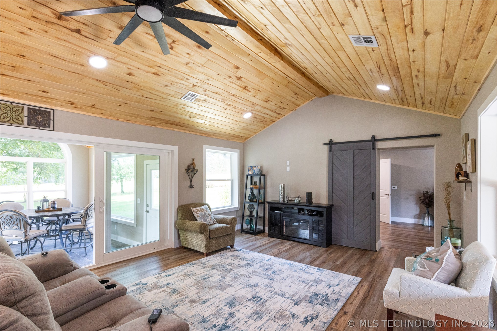 24590 S 600 Road Grove OK 74344