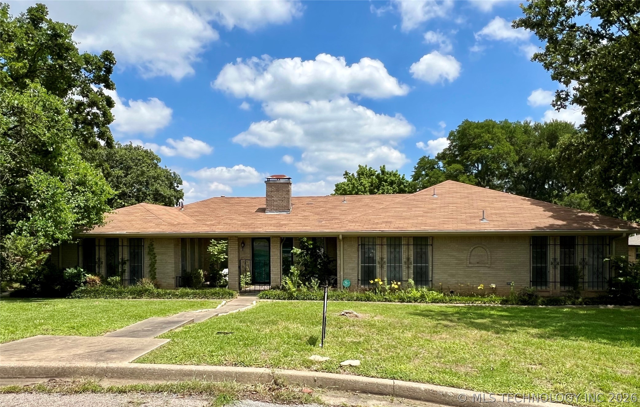 906 Briarwood Place Durant OK 74701