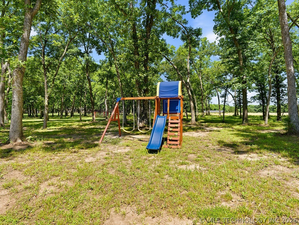 24382 County Road 1540 Allen OK 74825