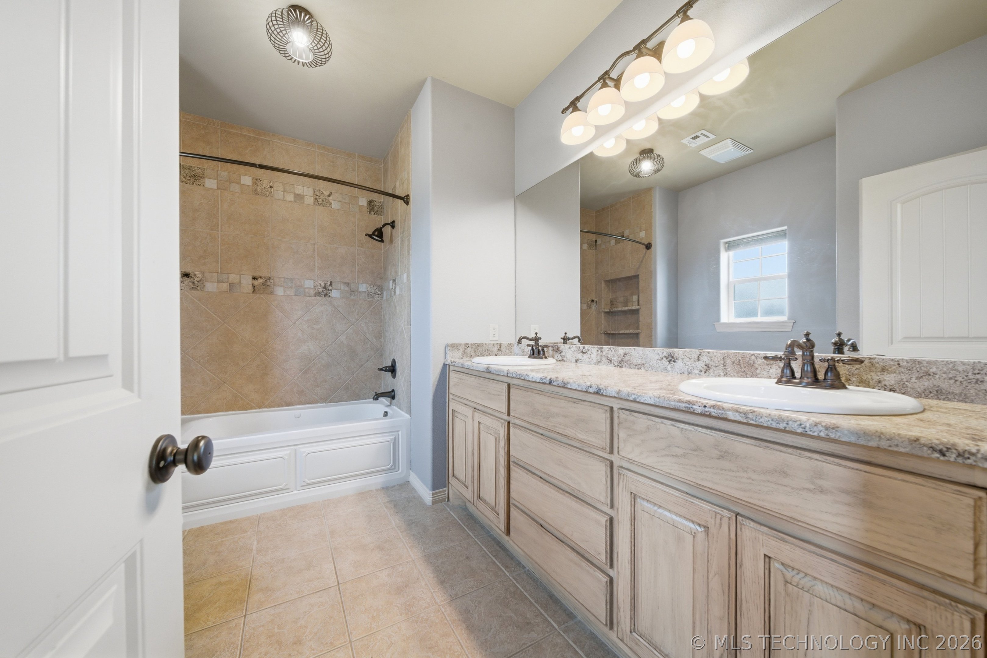 105 Legacy Court Fort Gibson OK 74434