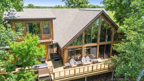 69125 E 252 Road Wyandotte OK 74370