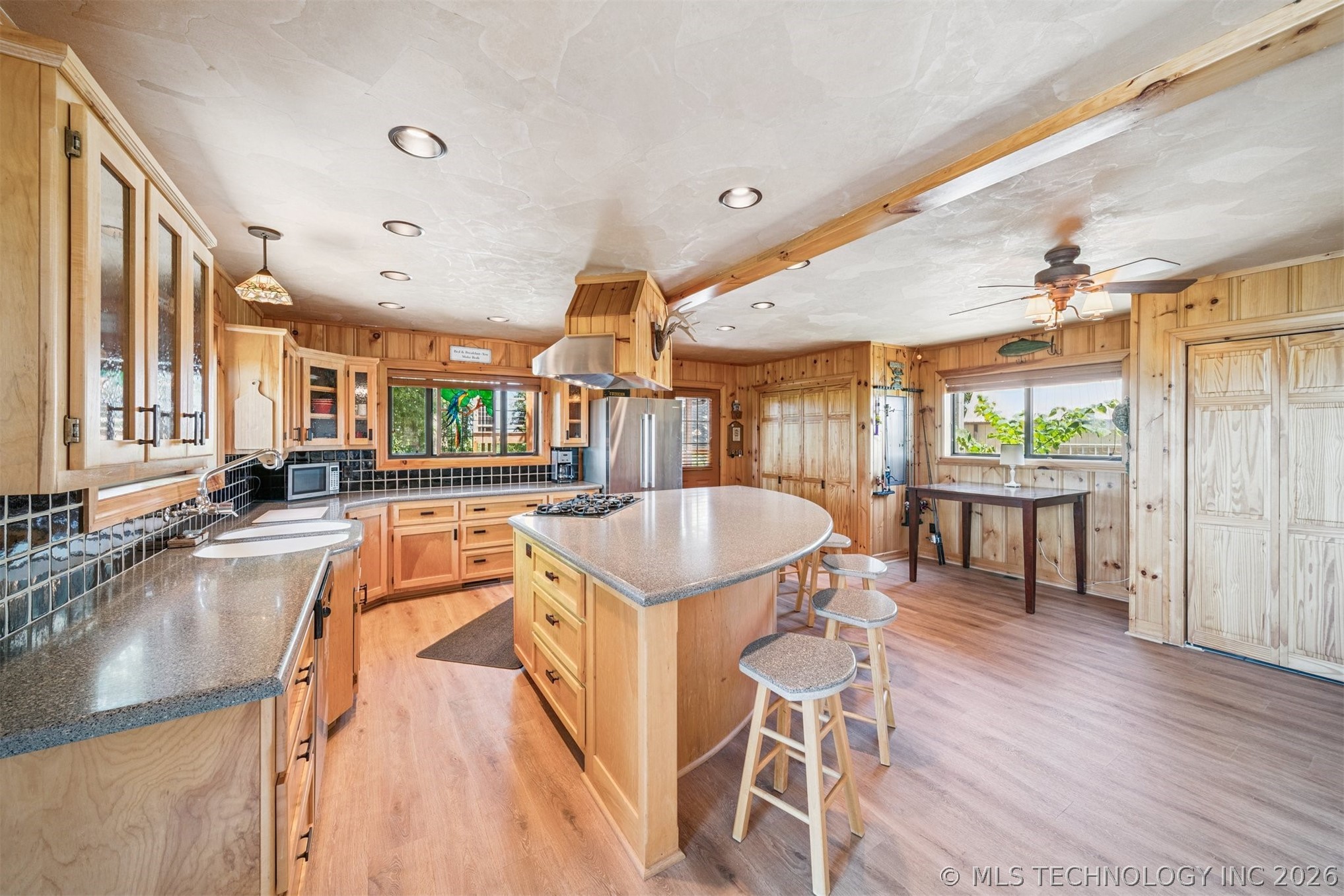 69125 E 252 Road Wyandotte OK 74370