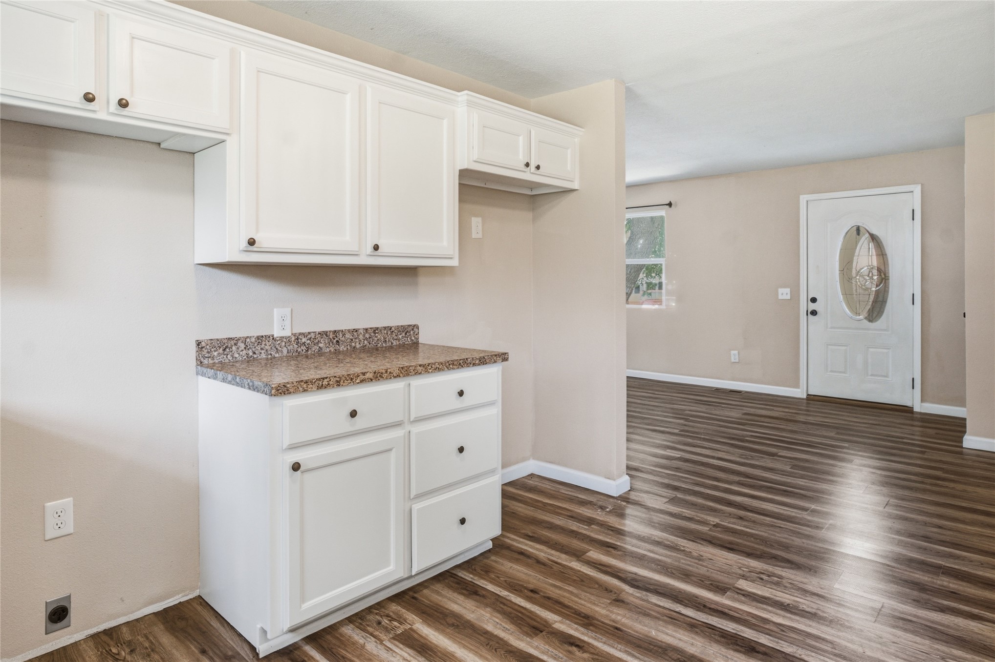720 W Walnut Street Stilwell OK 74960