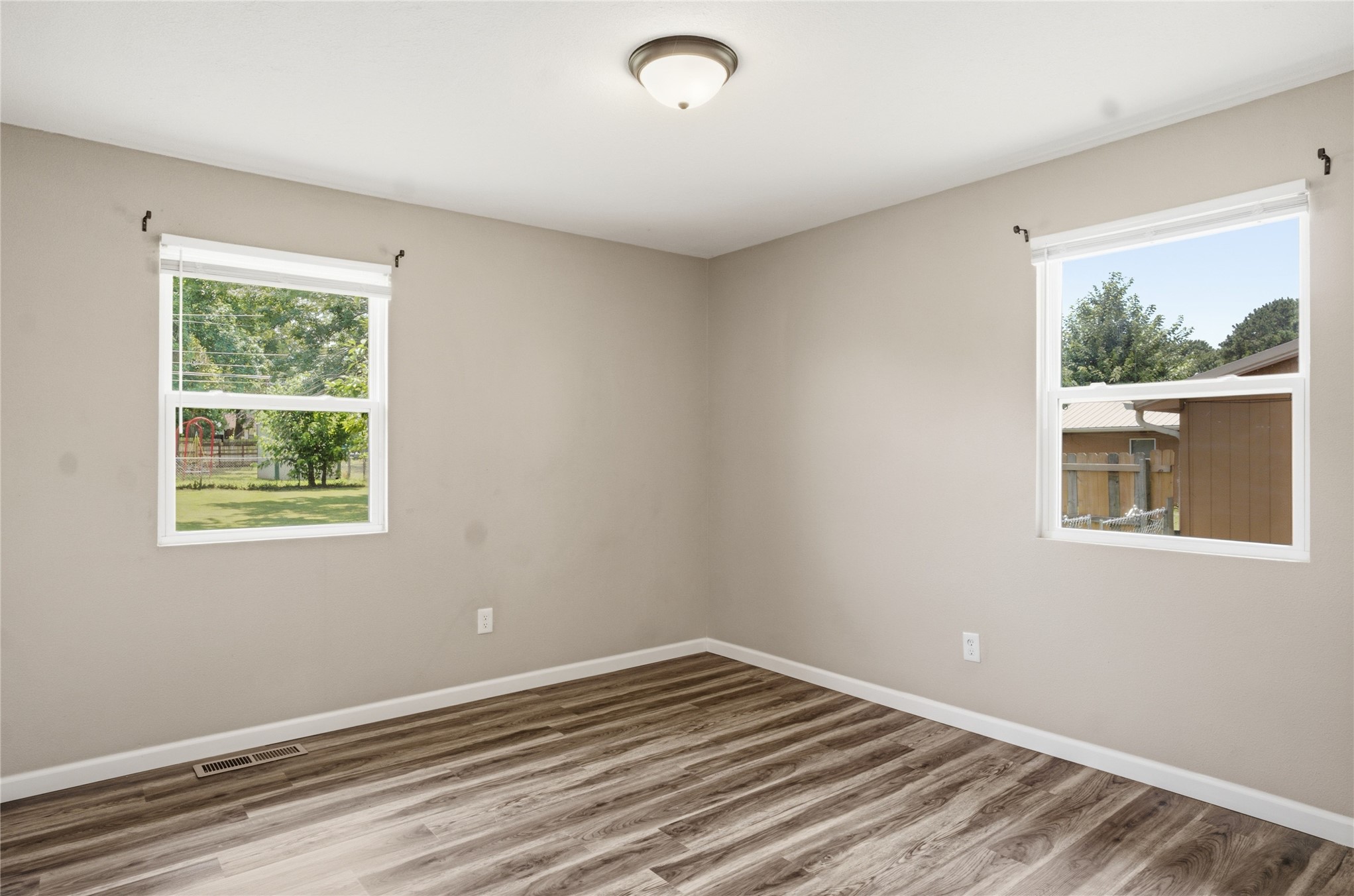 720 W Walnut Street Stilwell OK 74960