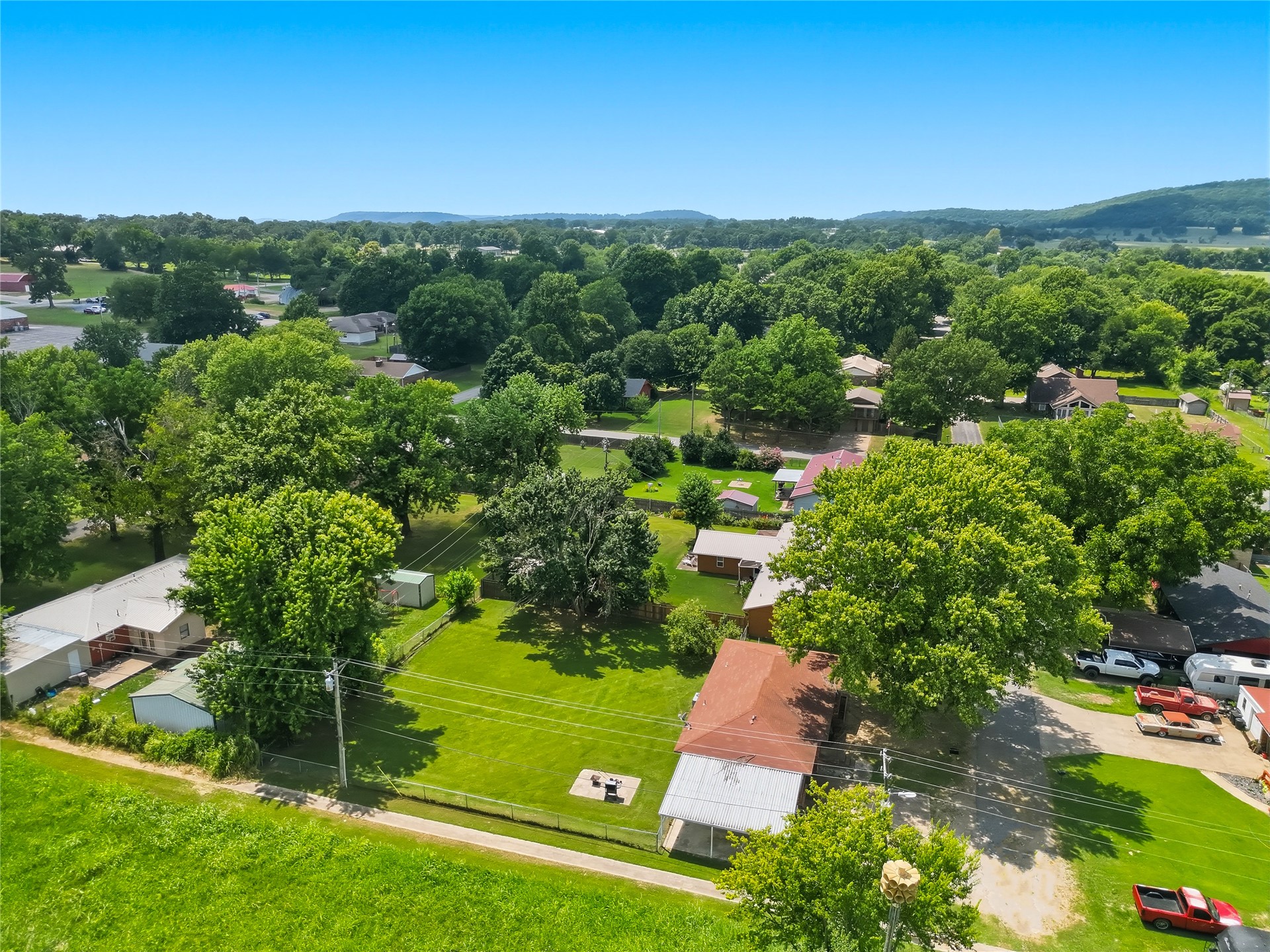 720 W Walnut Street Stilwell OK 74960