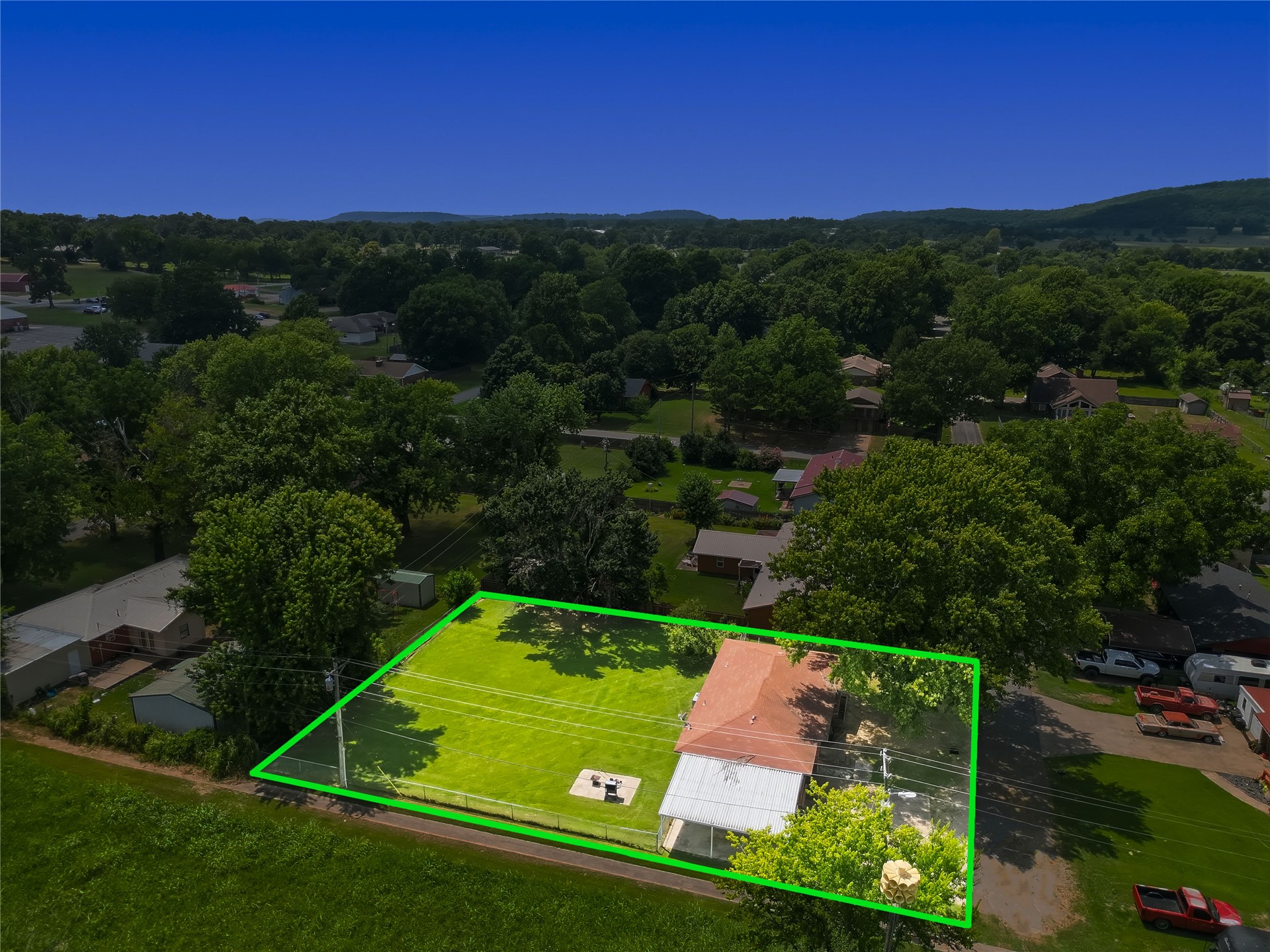 720 W Walnut Street Stilwell OK 74960