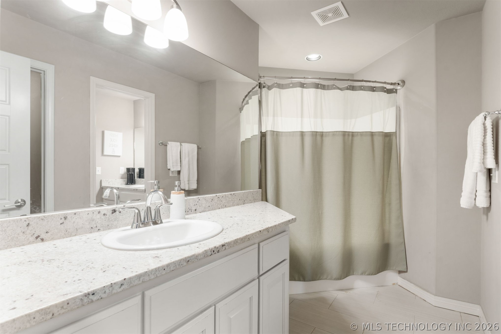 4206 S 168th Place E Tulsa OK 74134