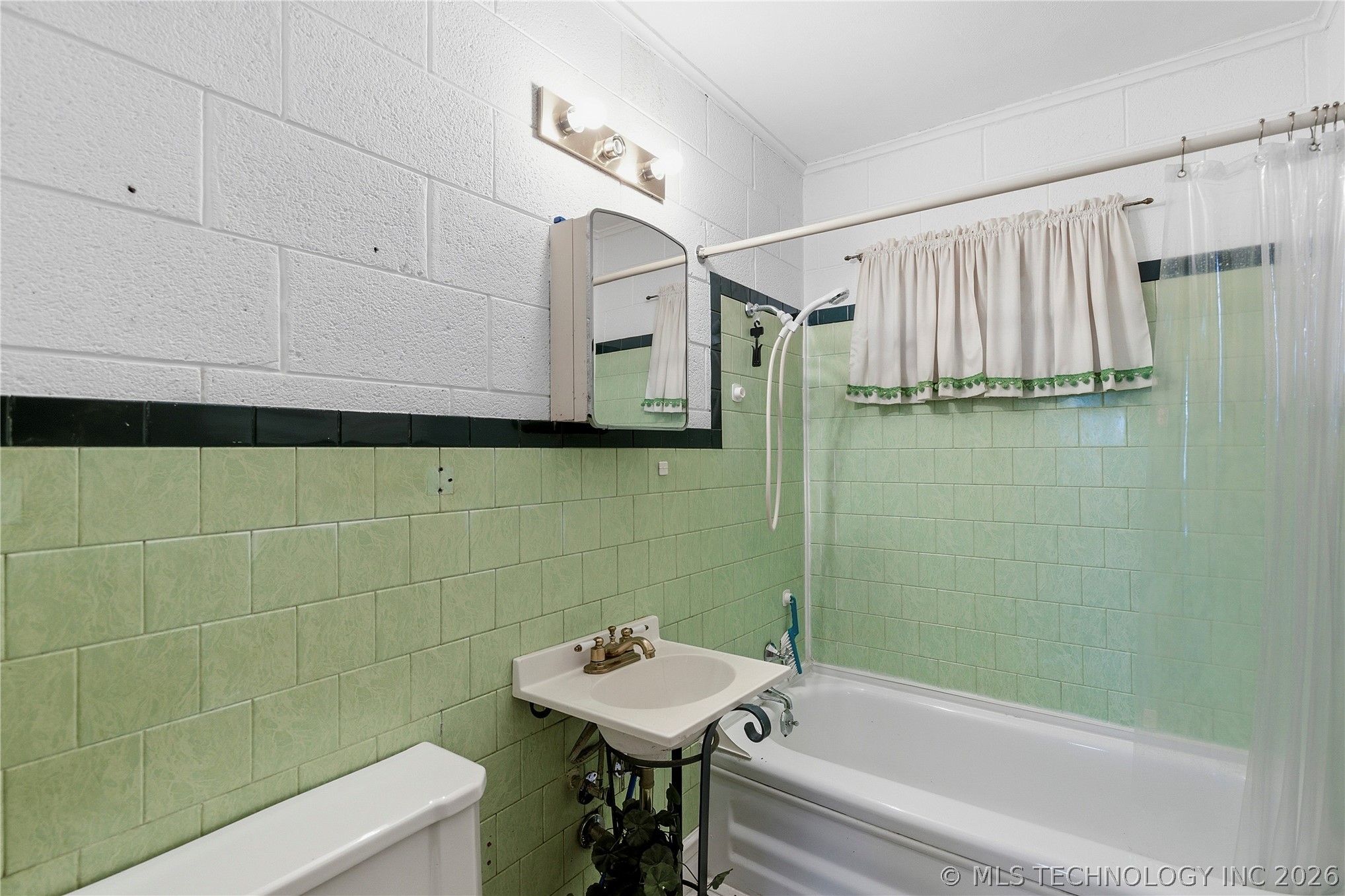 32262 E 720 Road Wagoner OK 74467