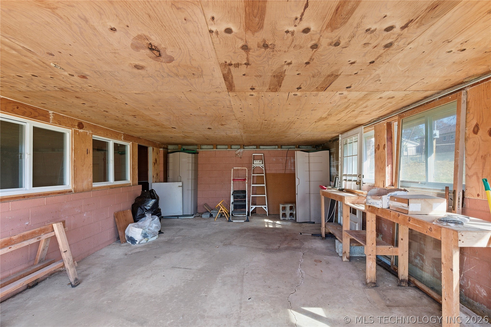 32262 E 720 Road Wagoner OK 74467