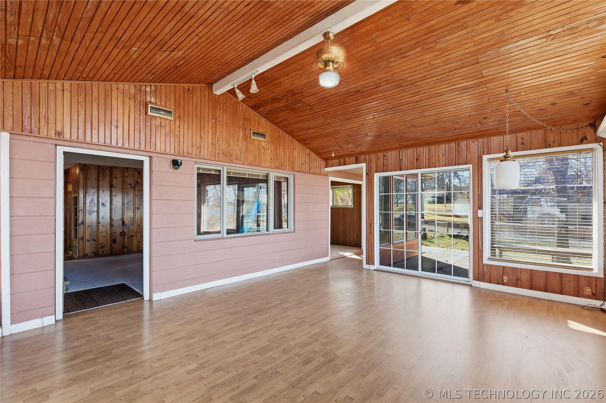 32262 E 720 Road Wagoner OK 74467