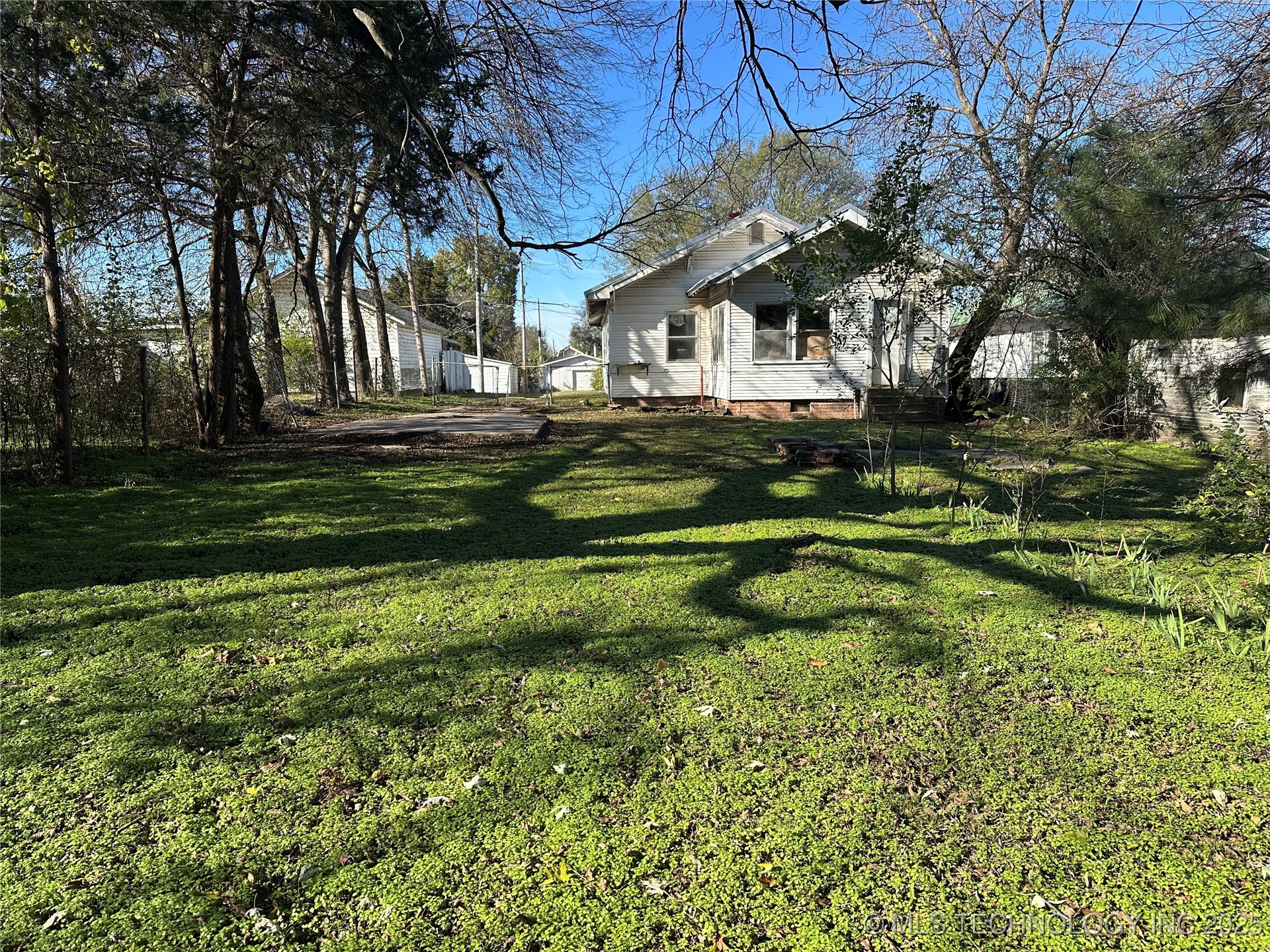 907 S Creek Avenue Okmulgee OK 74447
