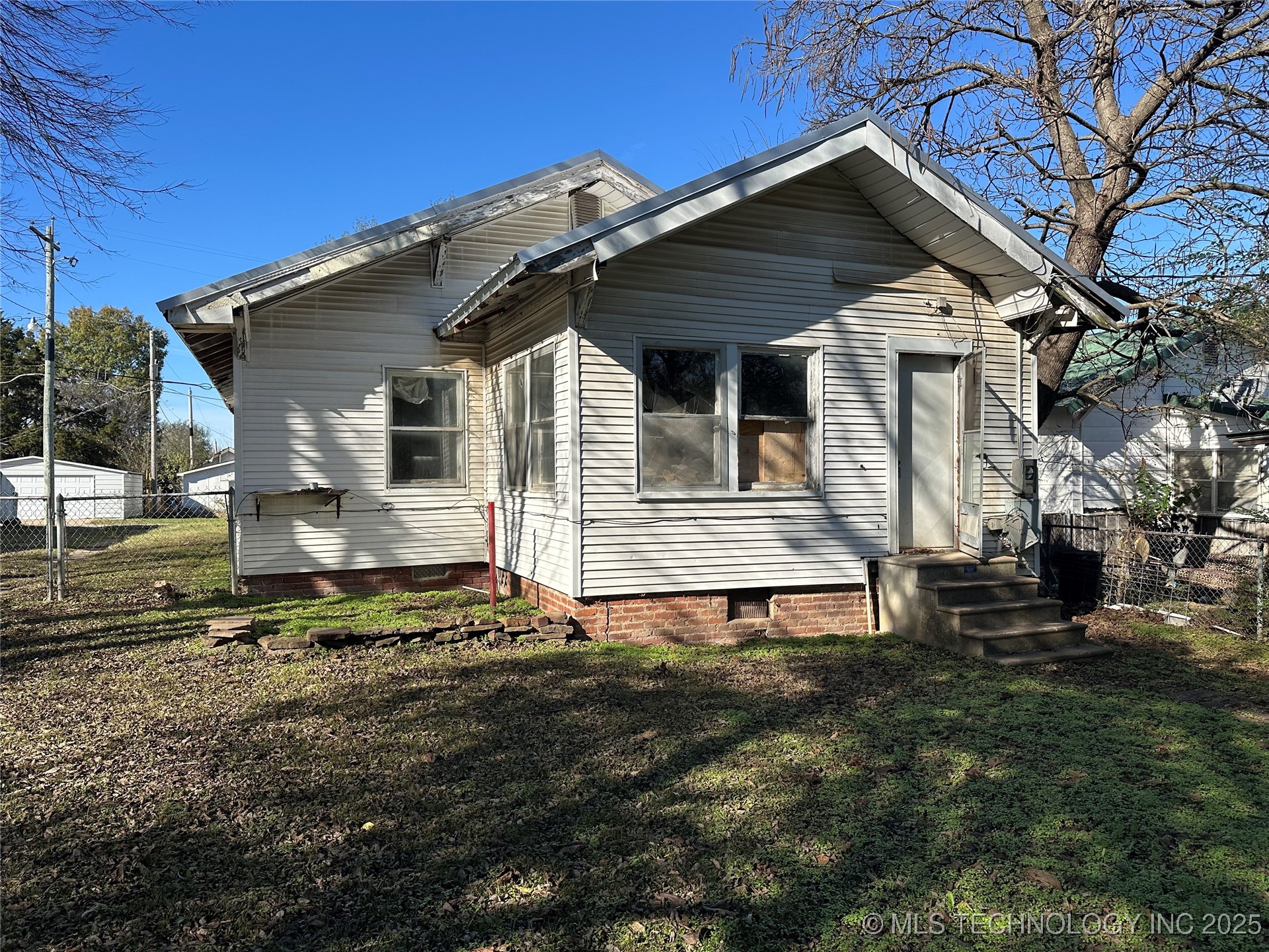 907 S Creek Avenue Okmulgee OK 74447