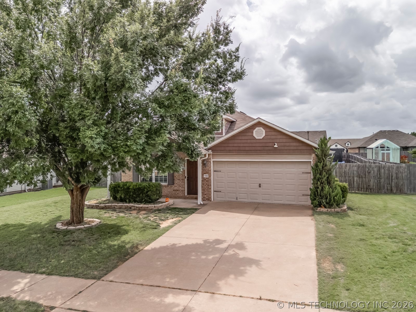 7308 S Gardenia Avenue Broken Arrow OK 74011