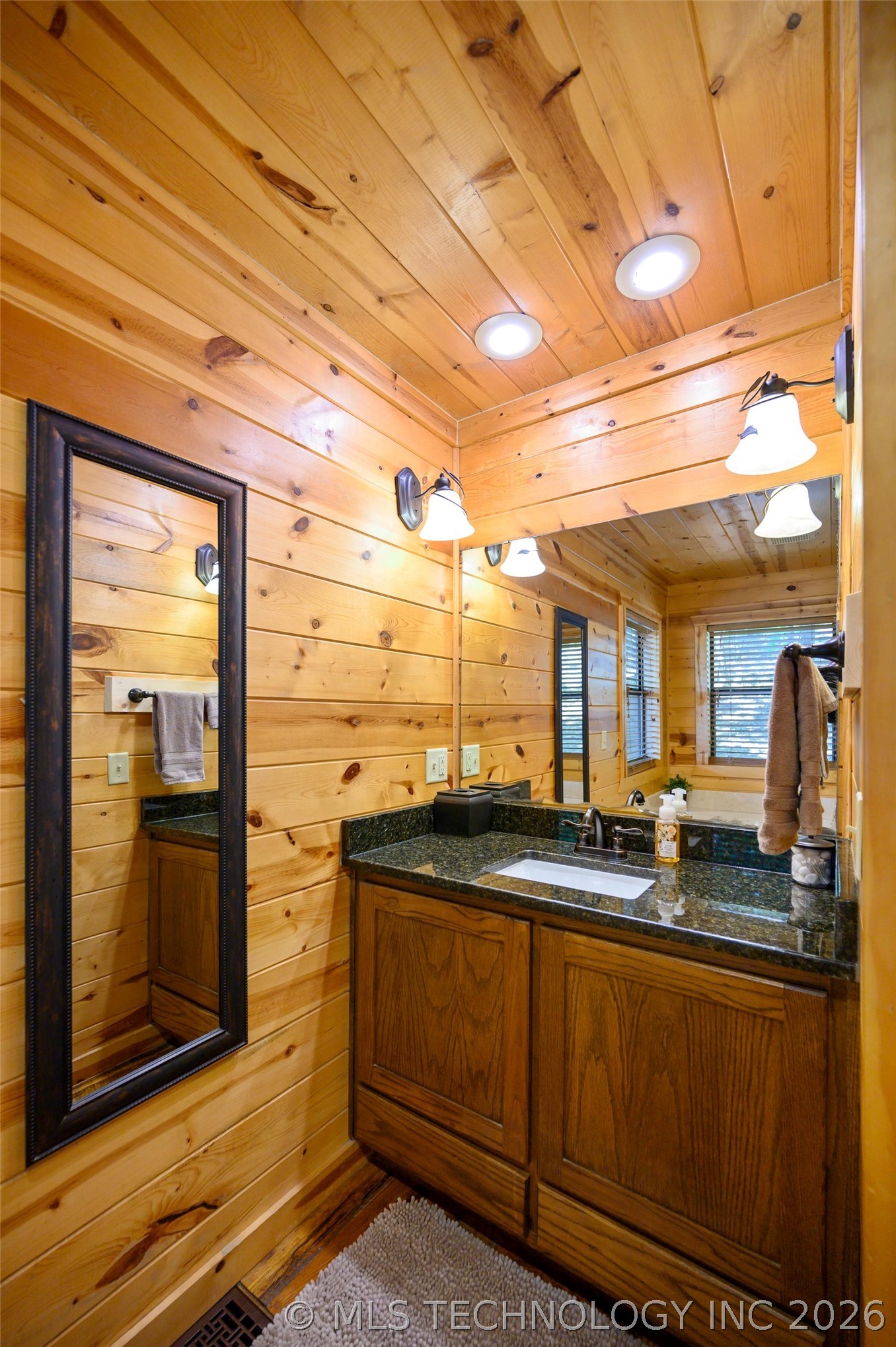 475 Southern Hills Circle Broken Bow OK 74728