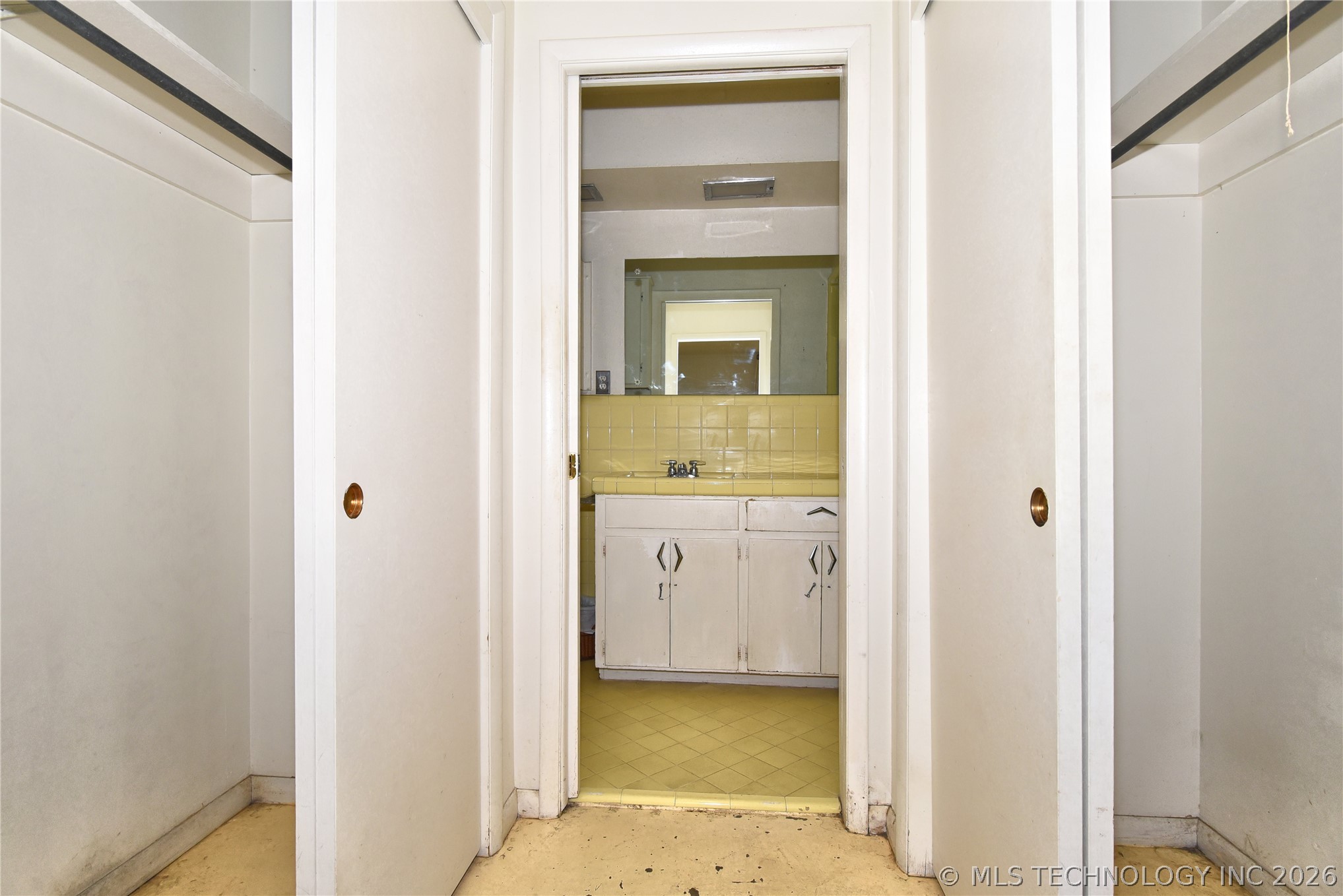 4659 E 55th Place Tulsa OK 74135