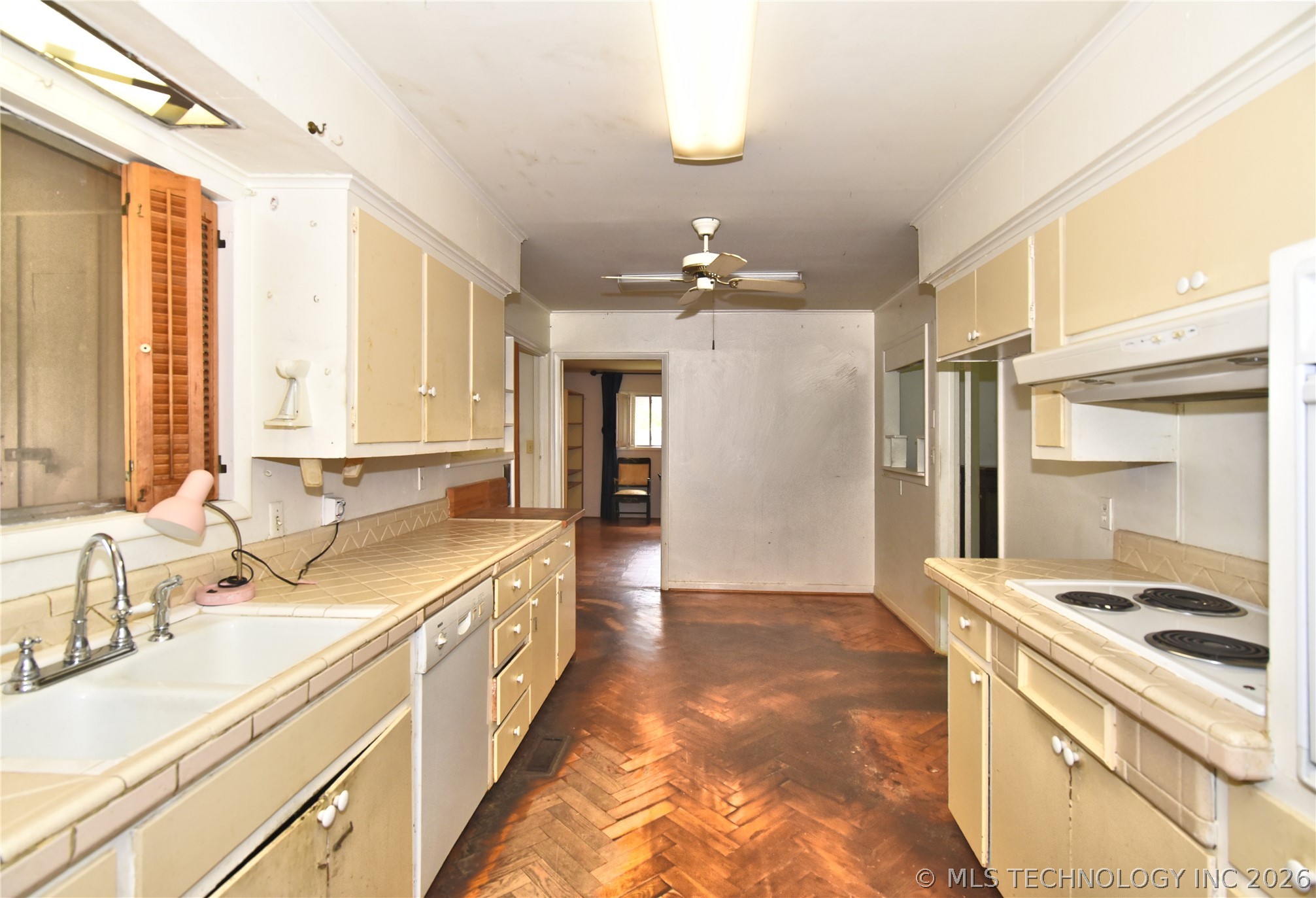 4659 E 55th Place Tulsa OK 74135