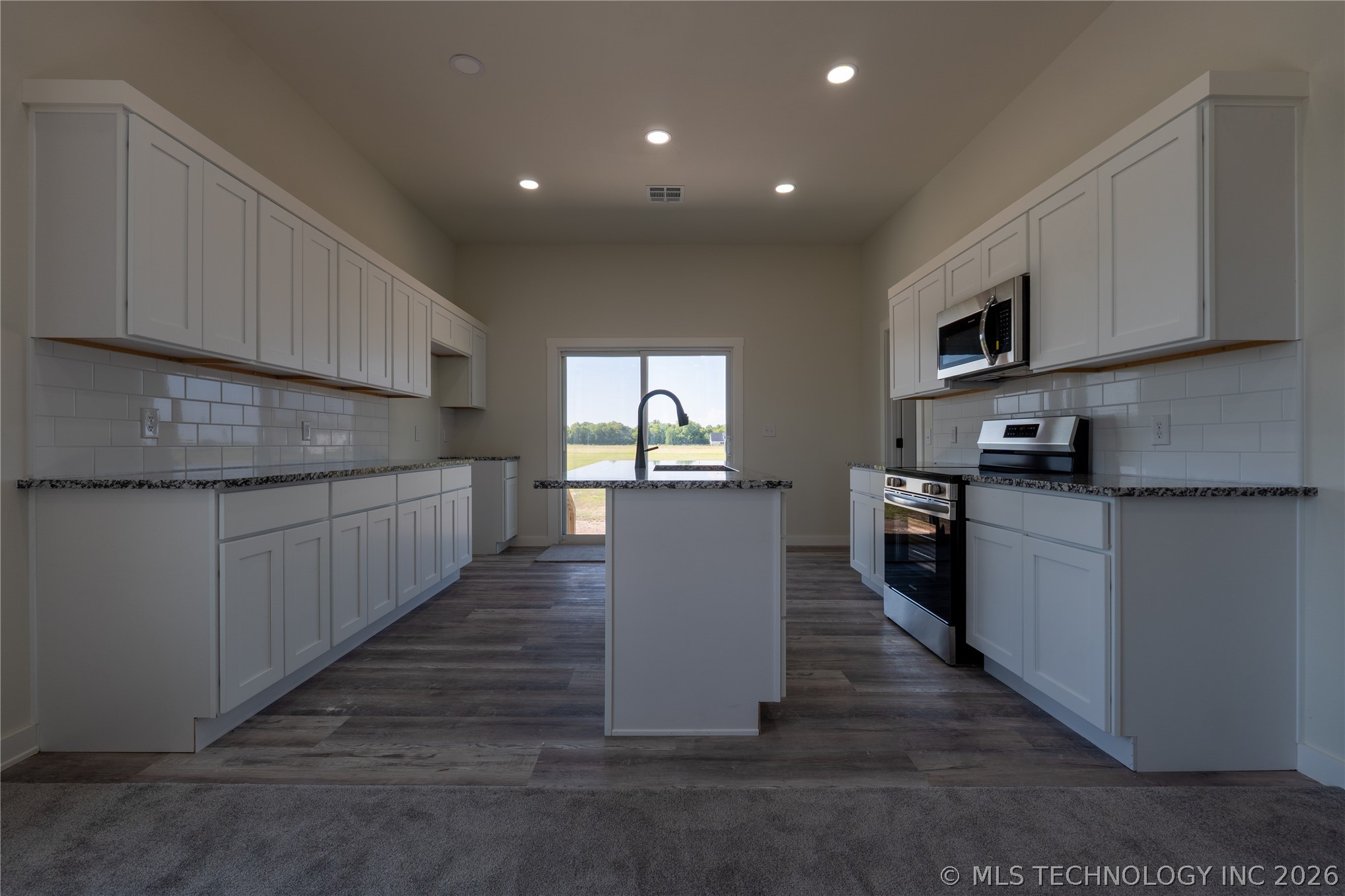 7082 Garfield Road S Beggs OK 74421