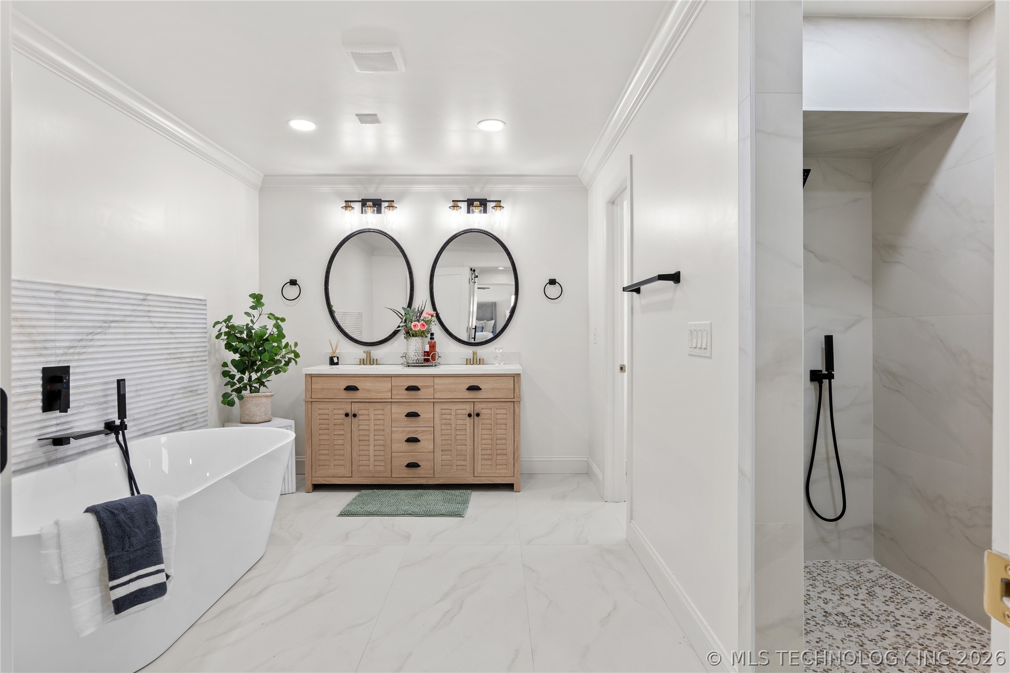 4197 E 47th Place Tulsa OK 74135