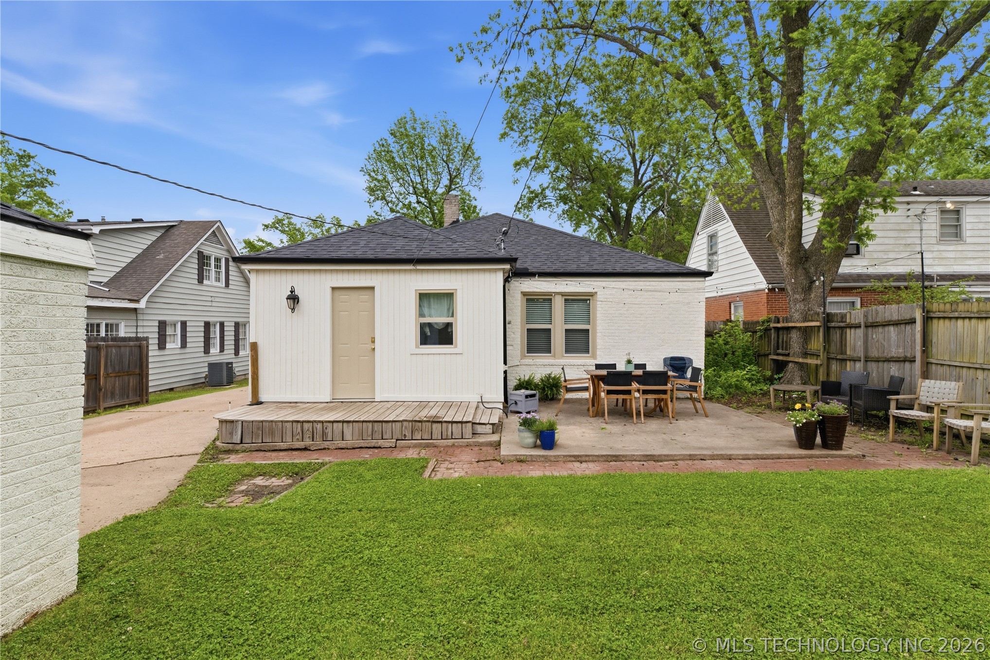 1705 S Johnstone Avenue Bartlesville OK 74003