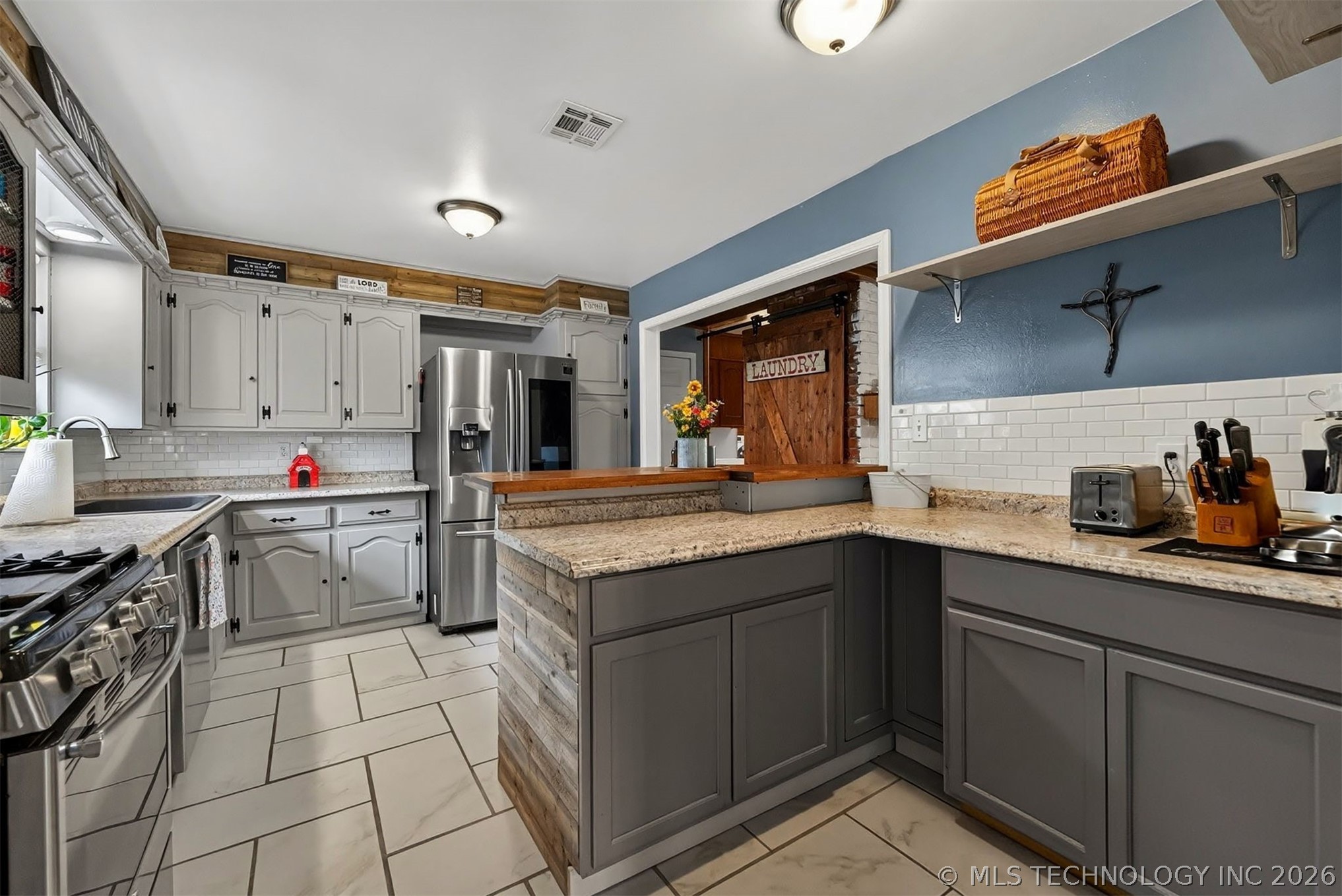 8621 E 38th Place Tulsa OK 74145