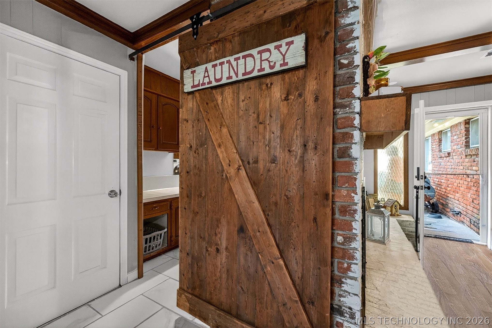 8621 E 38th Place Tulsa OK 74145