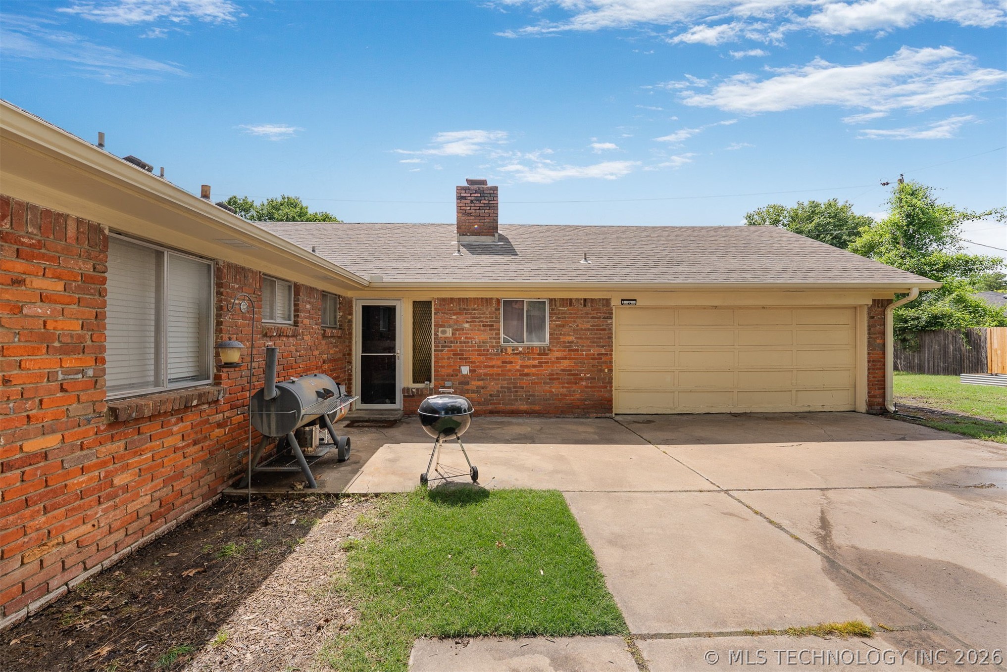 8621 E 38th Place Tulsa OK 74145