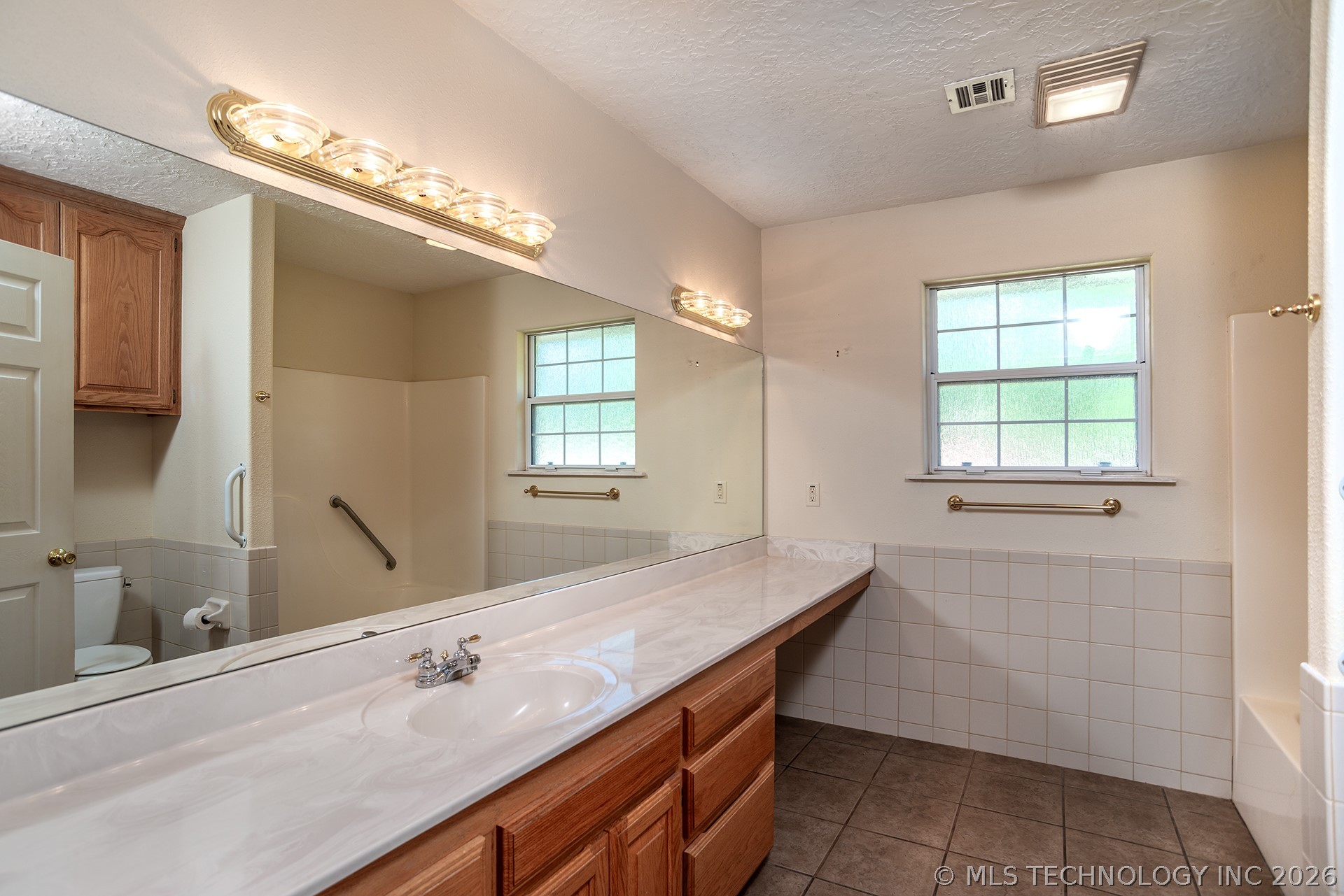 1102 Mahar Drive Perkins OK 74059