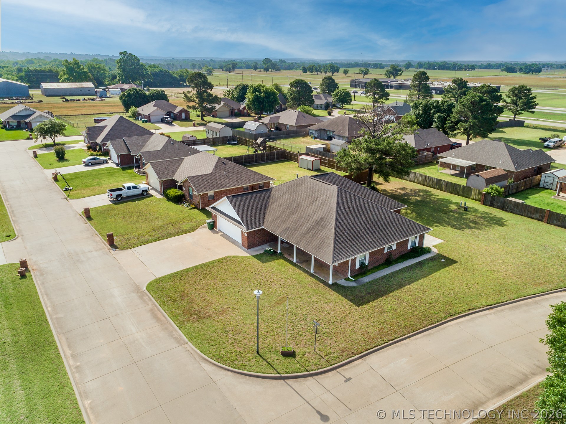 1102 Mahar Drive Perkins OK 74059