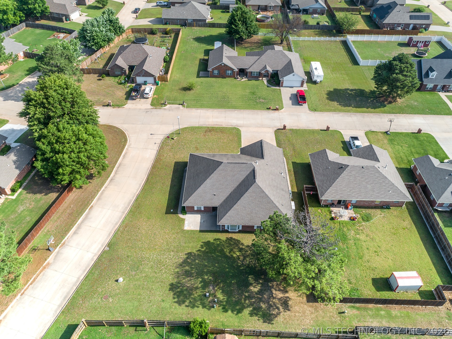 1102 Mahar Drive Perkins OK 74059