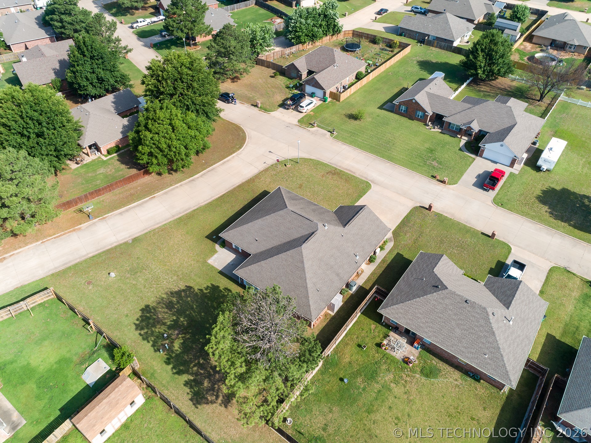 1102 Mahar Drive Perkins OK 74059