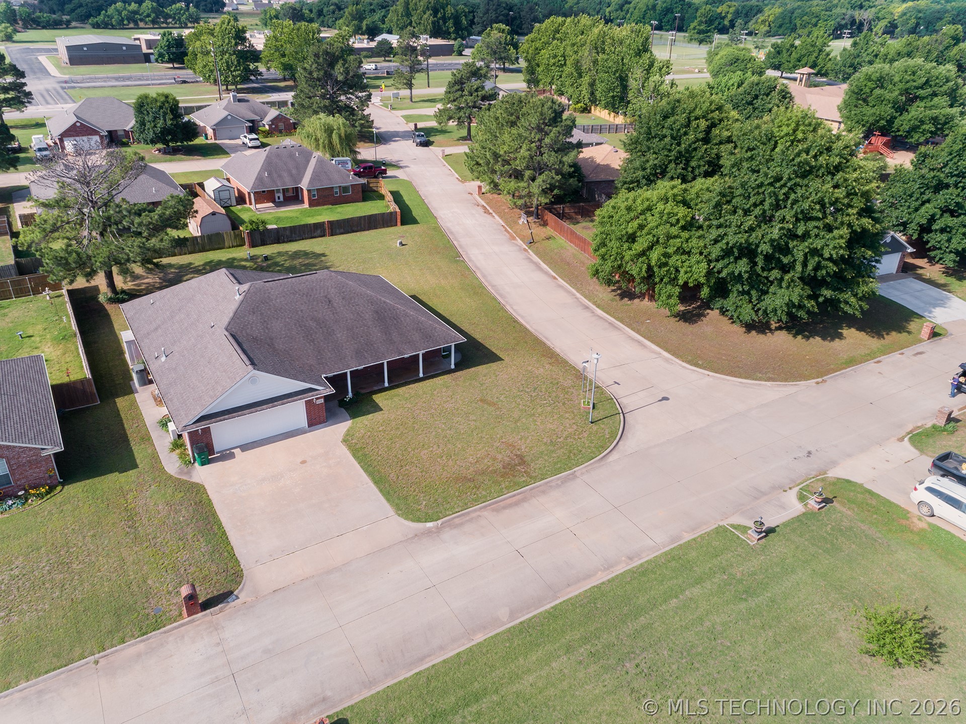 1102 Mahar Drive Perkins OK 74059