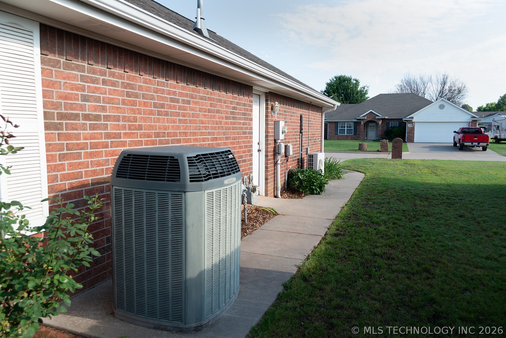1102 Mahar Drive Perkins OK 74059