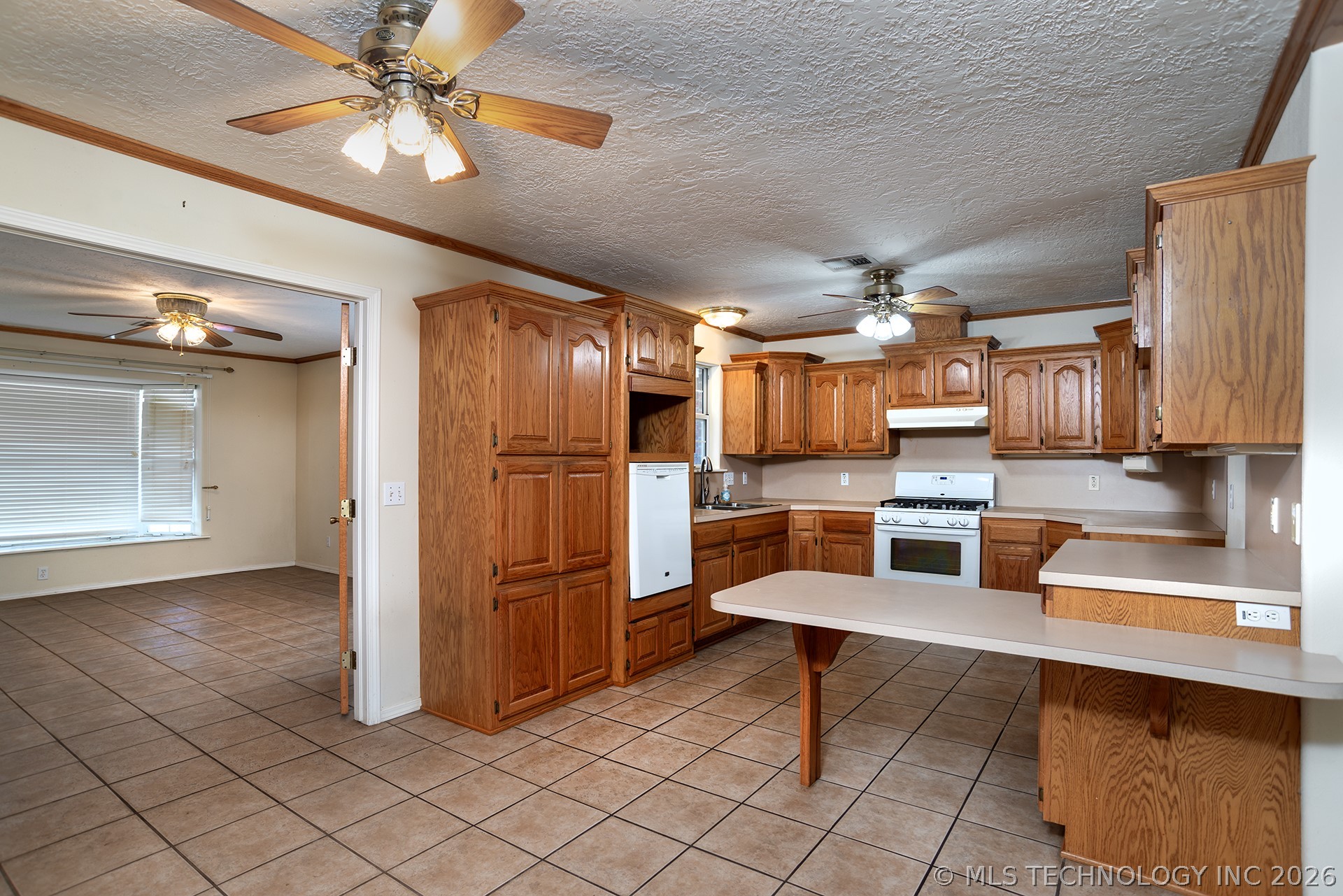 1102 Mahar Drive Perkins OK 74059