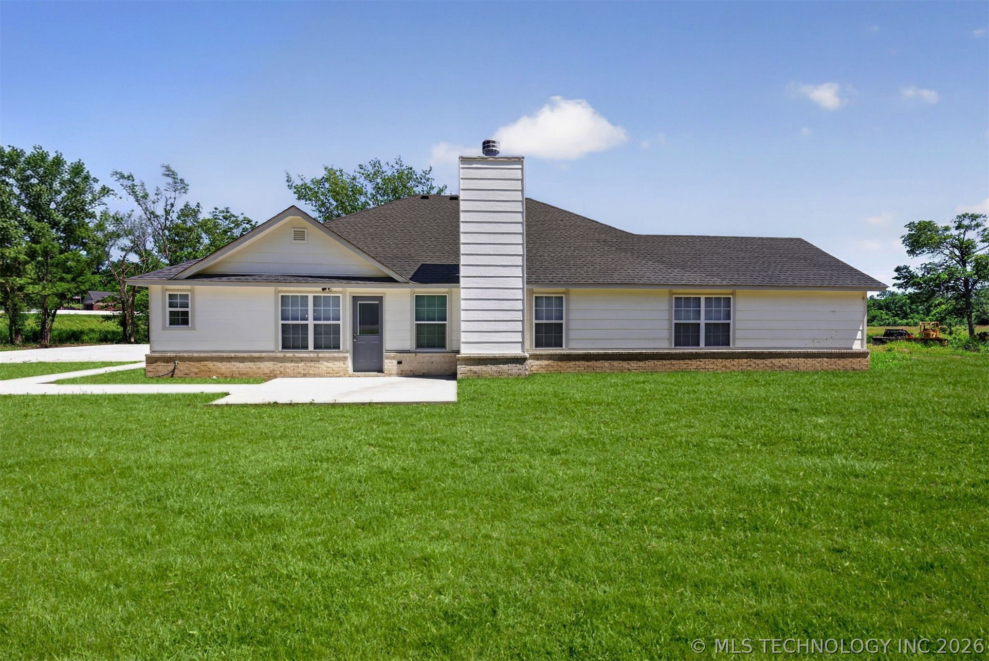8590 E State Highway 20 Claremore OK 74019