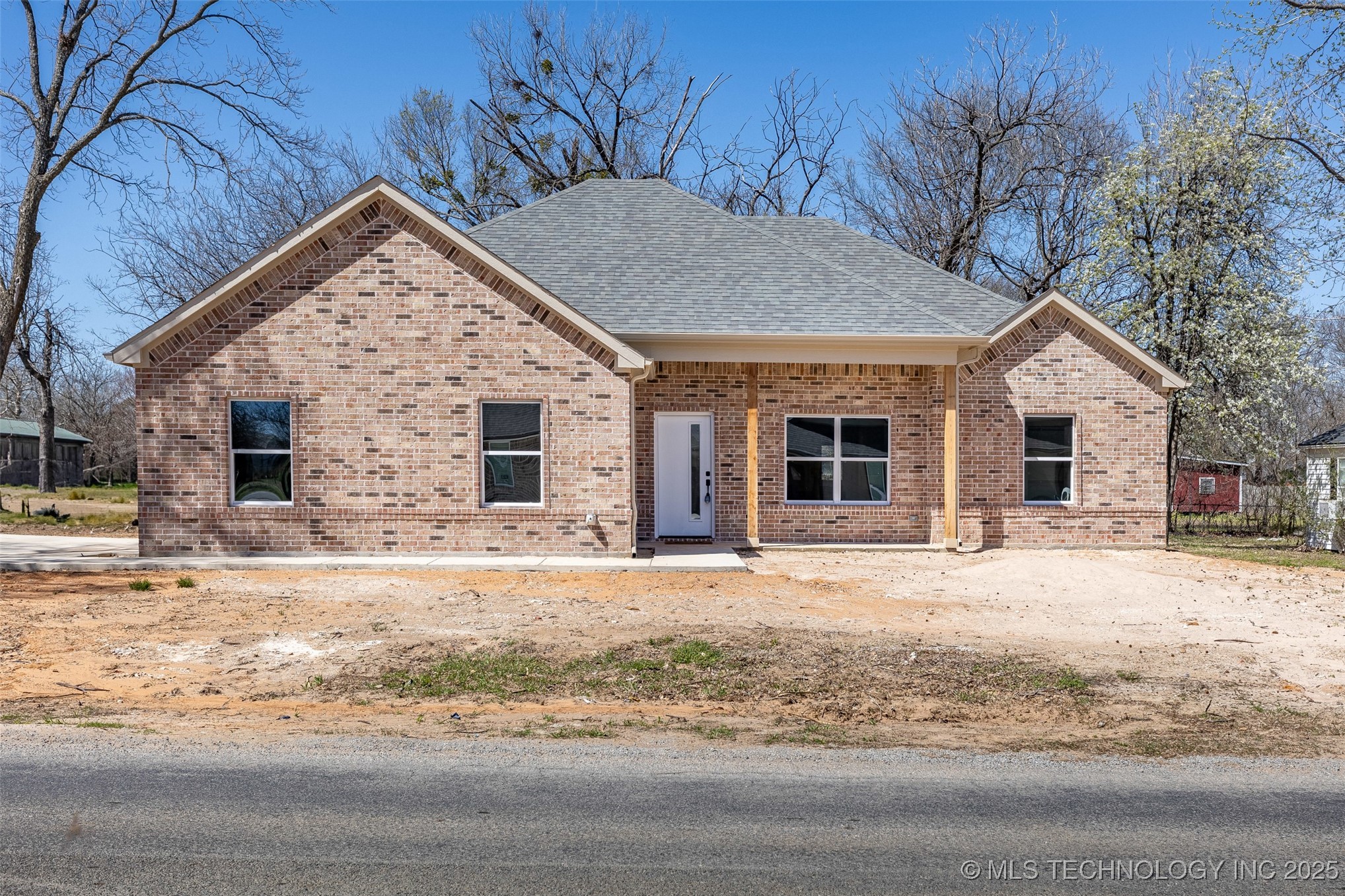 401 N 3rd Street Calera OK 74730