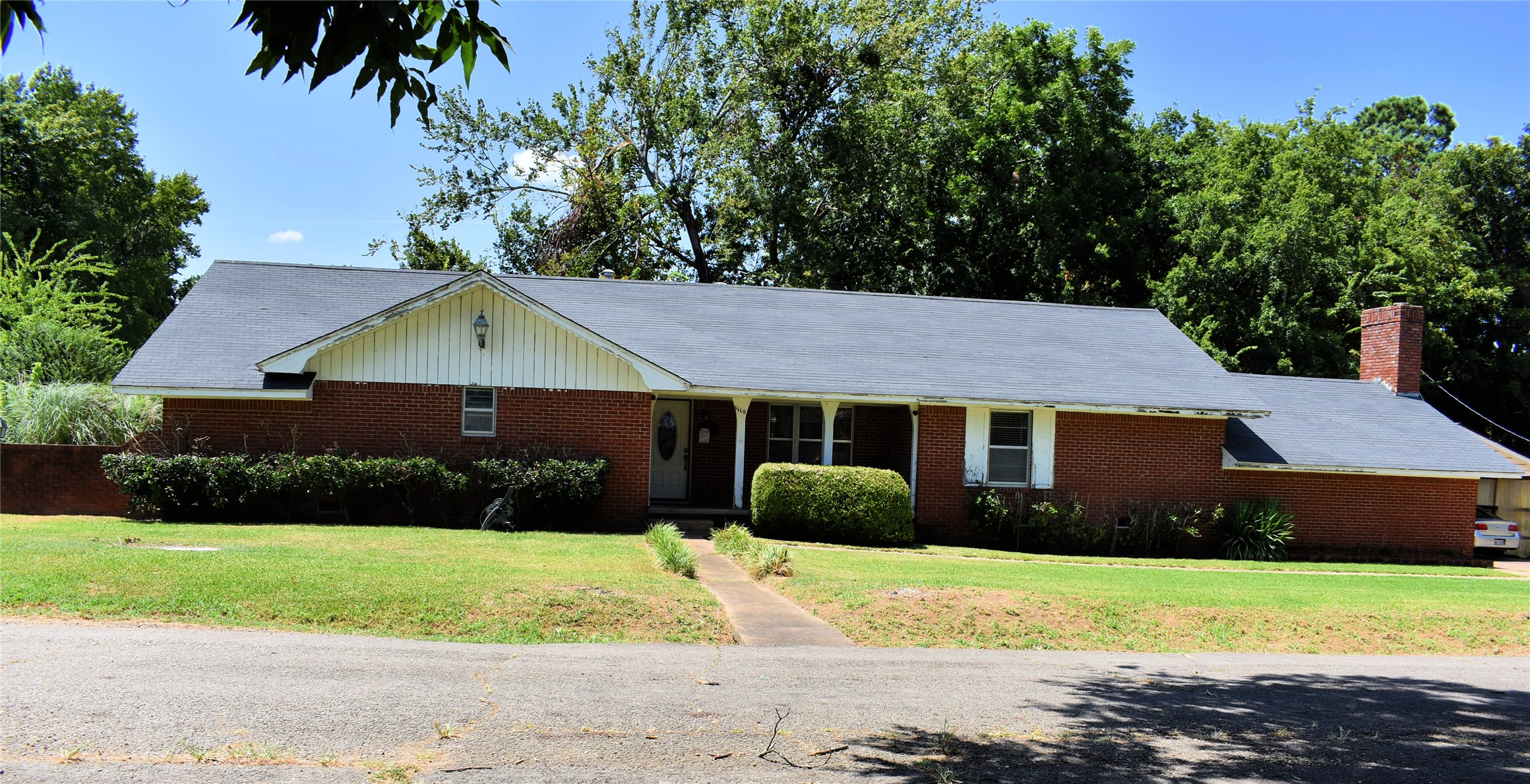 1110 S 4 Street Hugo OK 74743