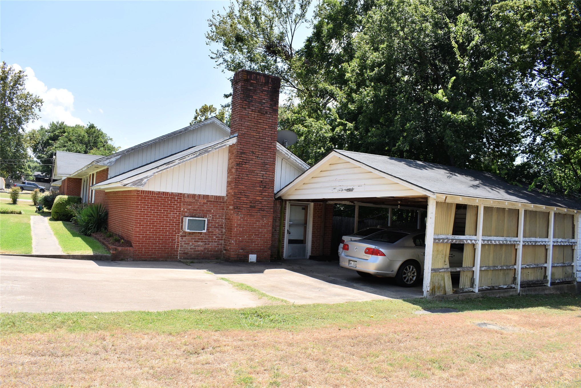 1110 S 4 Street Hugo OK 74743