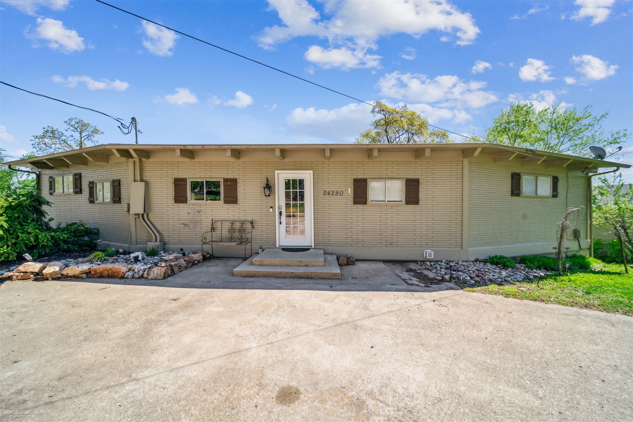 24280 S 610 Drive Grove OK 74344
