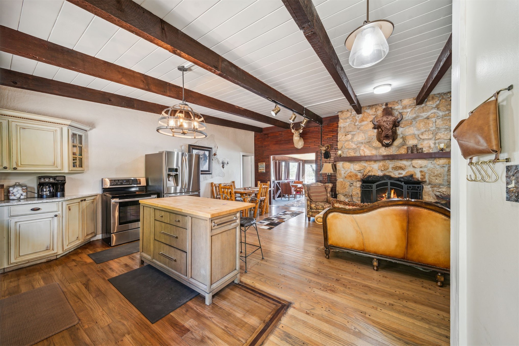 24280 S 610 Drive Grove OK 74344